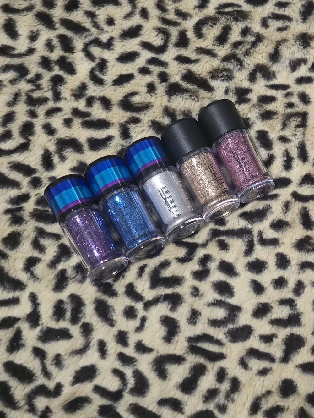 MAC Cosmetics Loose Pigment And Glitter Set Of 5